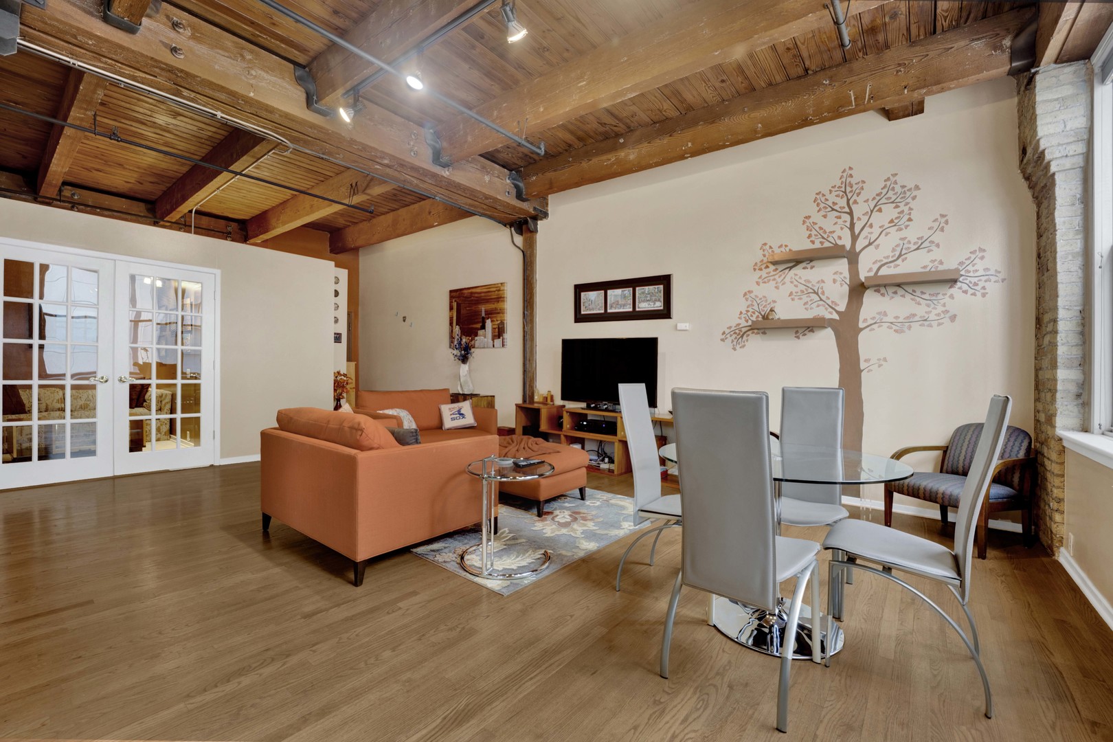540 N Lake Shore Drive 603