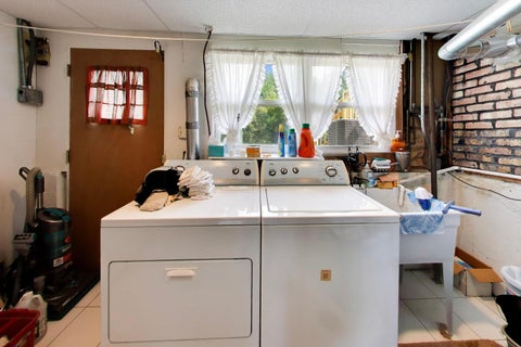 Tiny photo for 2307 N Kennicott Drive, Arlington Heights, IL 60004 (MLS # 12750547)