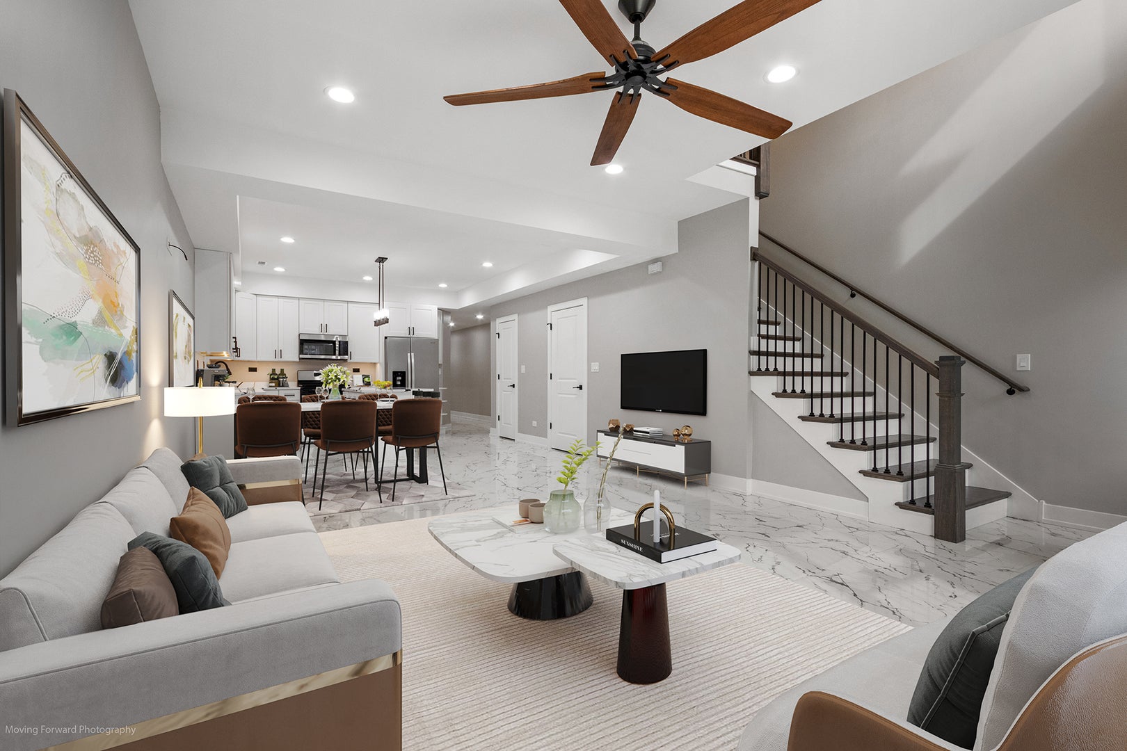 1114 N Broadway Avenue