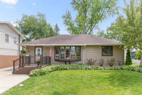 Photo of 253 Heather Avenue, Grayslake, IL 60030 (MLS # 12638984)