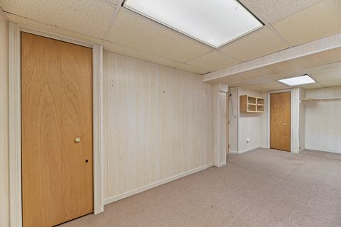 Tiny photo for 253 Heather Avenue, Grayslake, IL 60030 (MLS # 12638984)
