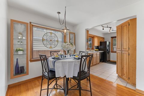 Tiny photo for 253 Heather Avenue, Grayslake, IL 60030 (MLS # 12638984)