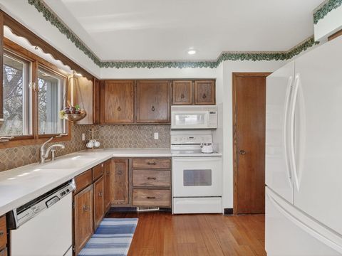 Tiny photo for 516 Crestview Drive, Sherrard, IL 61281 (MLS # 12605032)