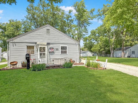 Photo of 1357 Fairlawn Drive, Rantoul, IL 61866 (MLS # 12668537)