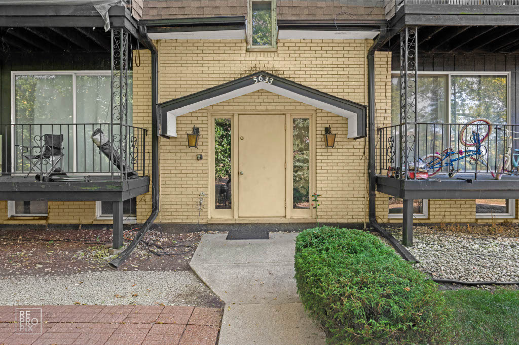 5633 Edge Lake Drive