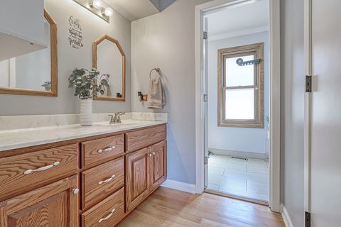 Tiny photo for 914 Somerset Acres, New Lenox, IL 60451 (MLS # 12596298)