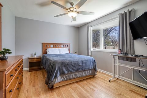 Tiny photo for 914 Somerset Acres, New Lenox, IL 60451 (MLS # 12596298)