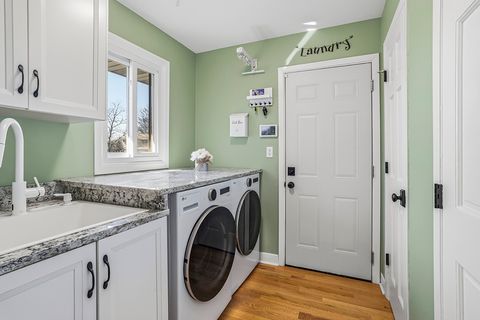 Tiny photo for 914 Somerset Acres, New Lenox, IL 60451 (MLS # 12596298)