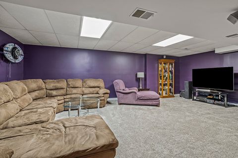 Tiny photo for 914 Somerset Acres, New Lenox, IL 60451 (MLS # 12596298)