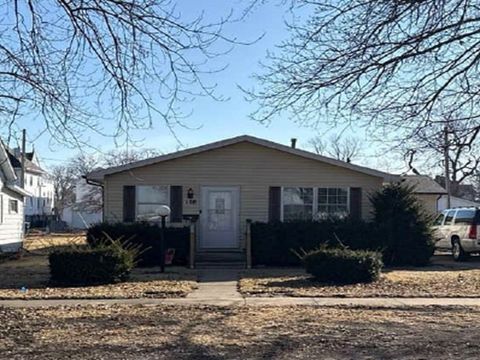 Tiny photo for 108 N Jefferson Street, Flanagan, IL 61740 (MLS # 12586879)