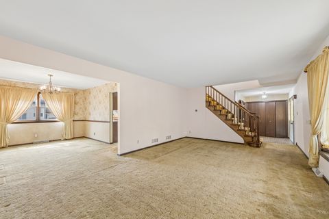 Tiny photo for 5017 Kenneth Drive, Crystal Lake, IL 60014 (MLS # 12597205)