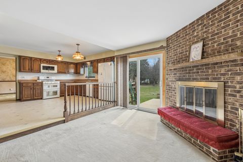 Tiny photo for 5017 Kenneth Drive, Crystal Lake, IL 60014 (MLS # 12597205)