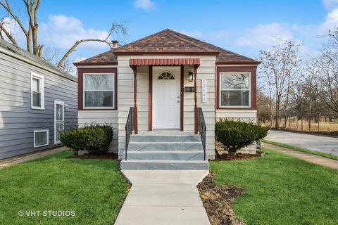 A home in Calumet Park