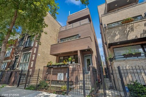Photo of Chicago, IL 60622 (MLS # 12544720)
