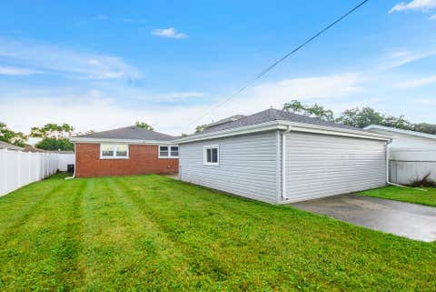 Tiny photo for 3914 153rd Street, Midlothian, IL 60445 (MLS # 12711860)