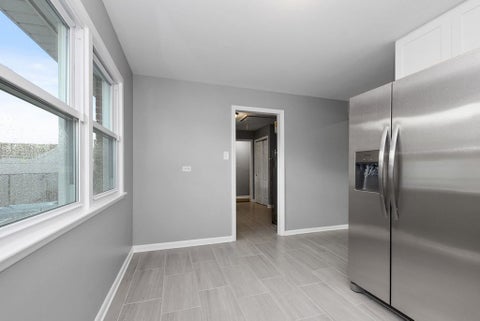 Tiny photo for 3914 153rd Street, Midlothian, IL 60445 (MLS # 12711860)