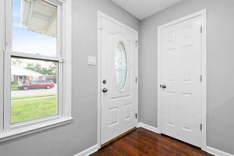 Tiny photo for 3914 153rd Street, Midlothian, IL 60445 (MLS # 12711860)