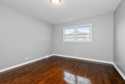 Tiny photo for 3914 153rd Street, Midlothian, IL 60445 (MLS # 12711860)