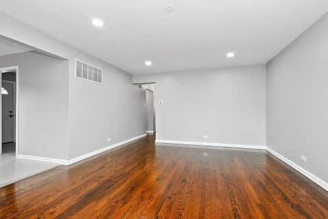 Tiny photo for 3914 153rd Street, Midlothian, IL 60445 (MLS # 12711860)
