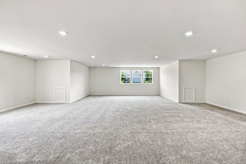 Tiny photo for 6201 Links Drive #24001, Woodridge, IL 60517 (MLS # 12749884)