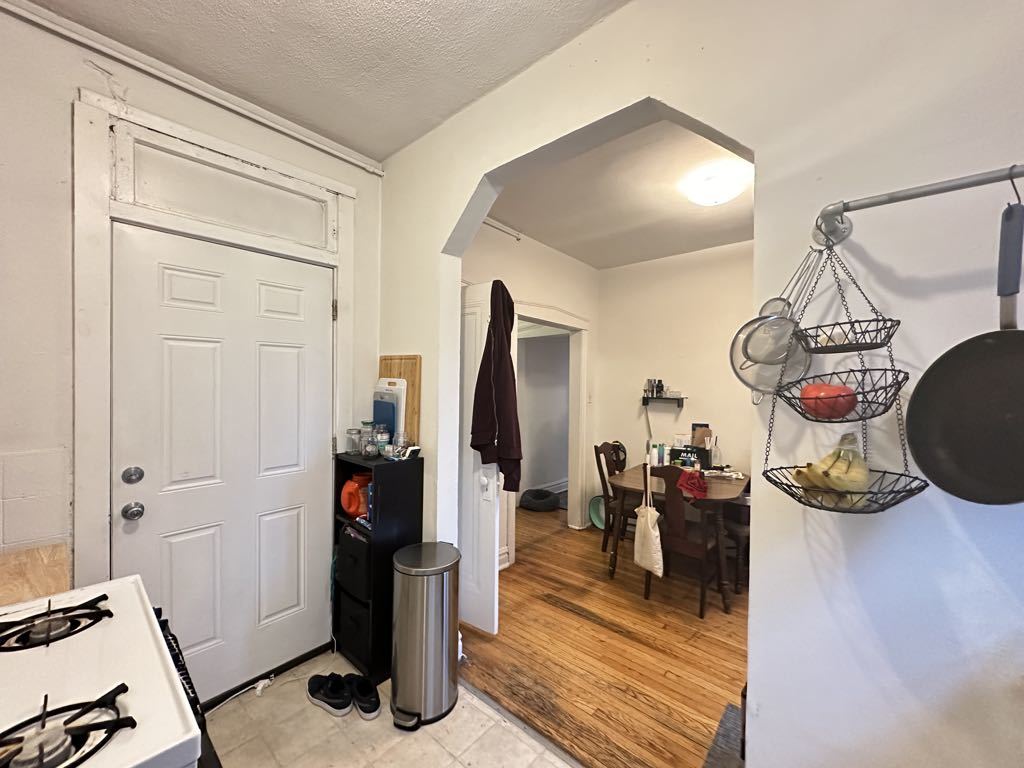 2919 W MCLEAN Avenue 1