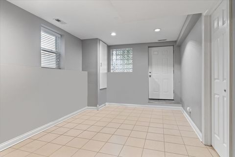 Tiny photo for 1134 W ADDISON Street, Chicago, IL 60613 (MLS # 12486764)