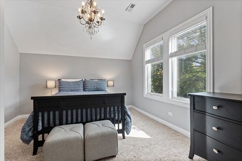 Tiny photo for 1134 W ADDISON Street, Chicago, IL 60613 (MLS # 12486764)