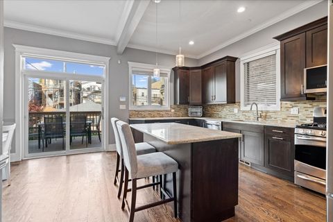 Tiny photo for 1134 W ADDISON Street, Chicago, IL 60613 (MLS # 12486764)