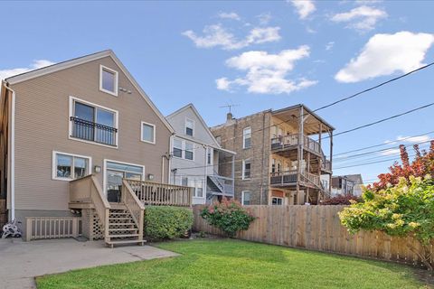 Tiny photo for 1134 W ADDISON Street, Chicago, IL 60613 (MLS # 12486764)