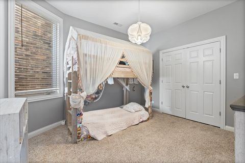 Tiny photo for 1134 W ADDISON Street, Chicago, IL 60613 (MLS # 12486764)