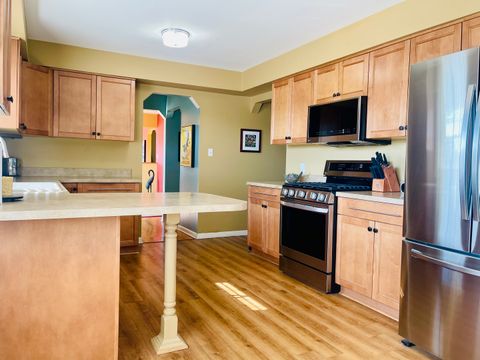 Tiny photo for 465 Poplar Avenue, Antioch, IL 60002 (MLS # 12569271)