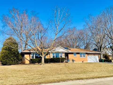Tiny photo for 465 Poplar Avenue, Antioch, IL 60002 (MLS # 12569271)