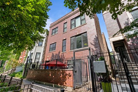 Photo of 1525 N Claremont Avenue #1A, Chicago, IL 60622 (MLS # 12637599)