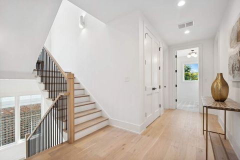 Tiny photo for 1209 Maple Avenue, Wilmette, IL 60091 (MLS # 12446799)