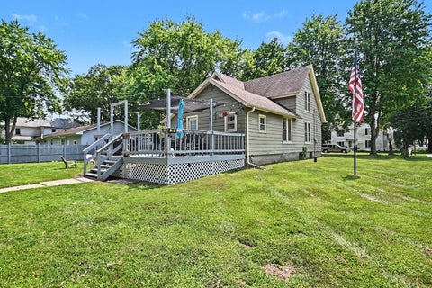 Tiny photo for 330 Pleasant Street, Sheridan, IL 60551 (MLS # 12730640)