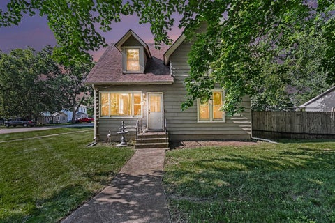 Tiny photo for 330 Pleasant Street, Sheridan, IL 60551 (MLS # 12730640)
