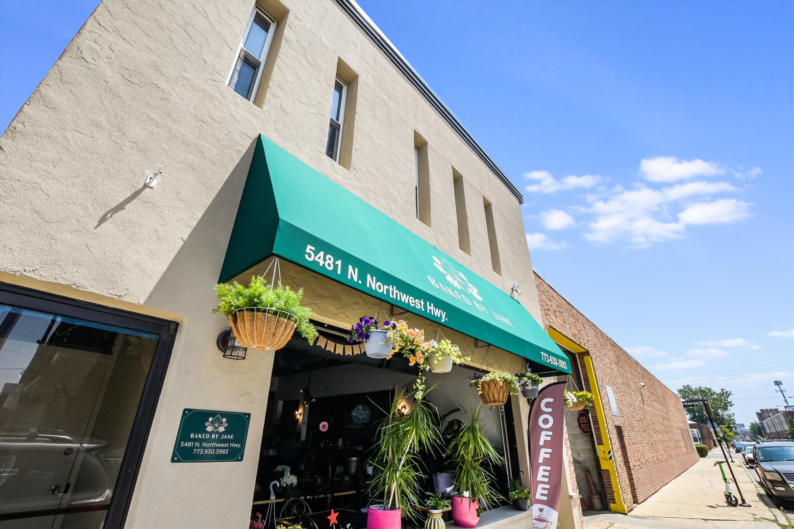 5481 N Northwest Highway