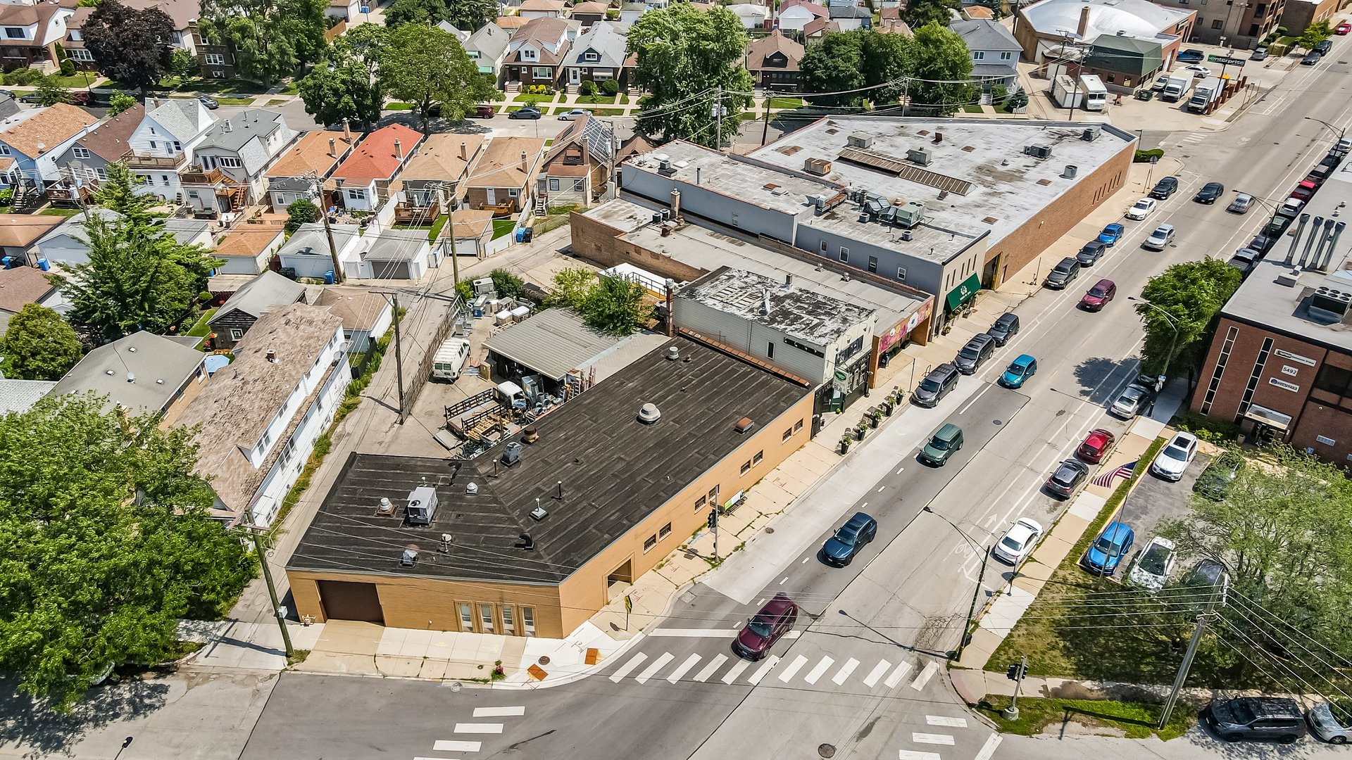 5481 N Northwest Highway