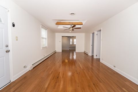 Tiny photo for 4600 Warsaw Avenue, Lyons, IL 60534 (MLS # 12587136)