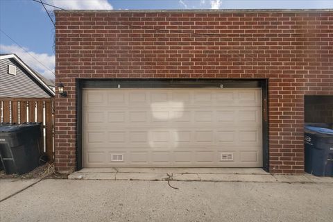 Tiny photo for 5036 N Lockwood Avenue #3, Chicago, IL 60630 (MLS # 12602112)