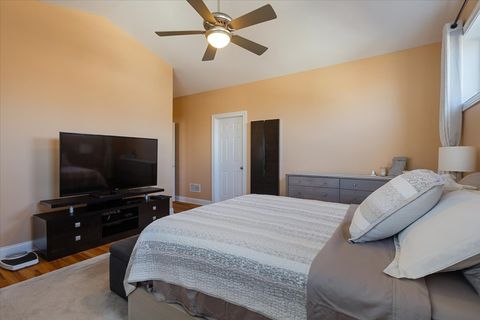 Tiny photo for 5036 N Lockwood Avenue #3, Chicago, IL 60630 (MLS # 12602112)