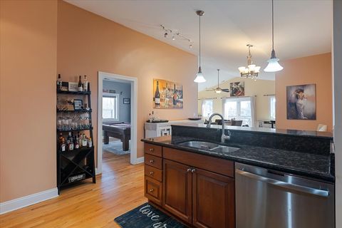 Tiny photo for 5036 N Lockwood Avenue #3, Chicago, IL 60630 (MLS # 12602112)