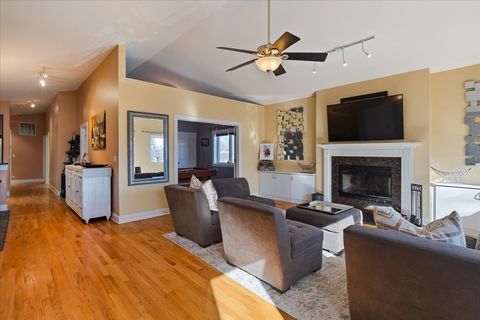 Tiny photo for 5036 N Lockwood Avenue #3, Chicago, IL 60630 (MLS # 12602112)