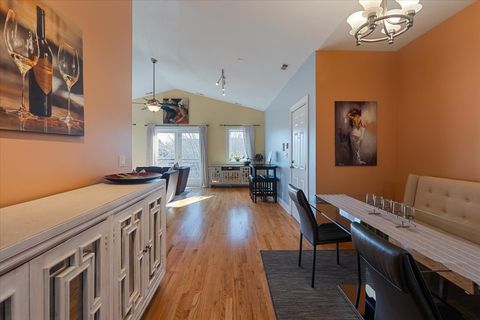 Tiny photo for 5036 N Lockwood Avenue #3, Chicago, IL 60630 (MLS # 12602112)