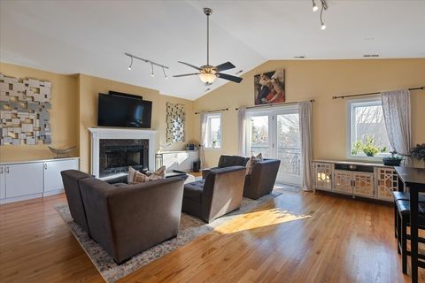 Tiny photo for 5036 N Lockwood Avenue #3, Chicago, IL 60630 (MLS # 12602112)