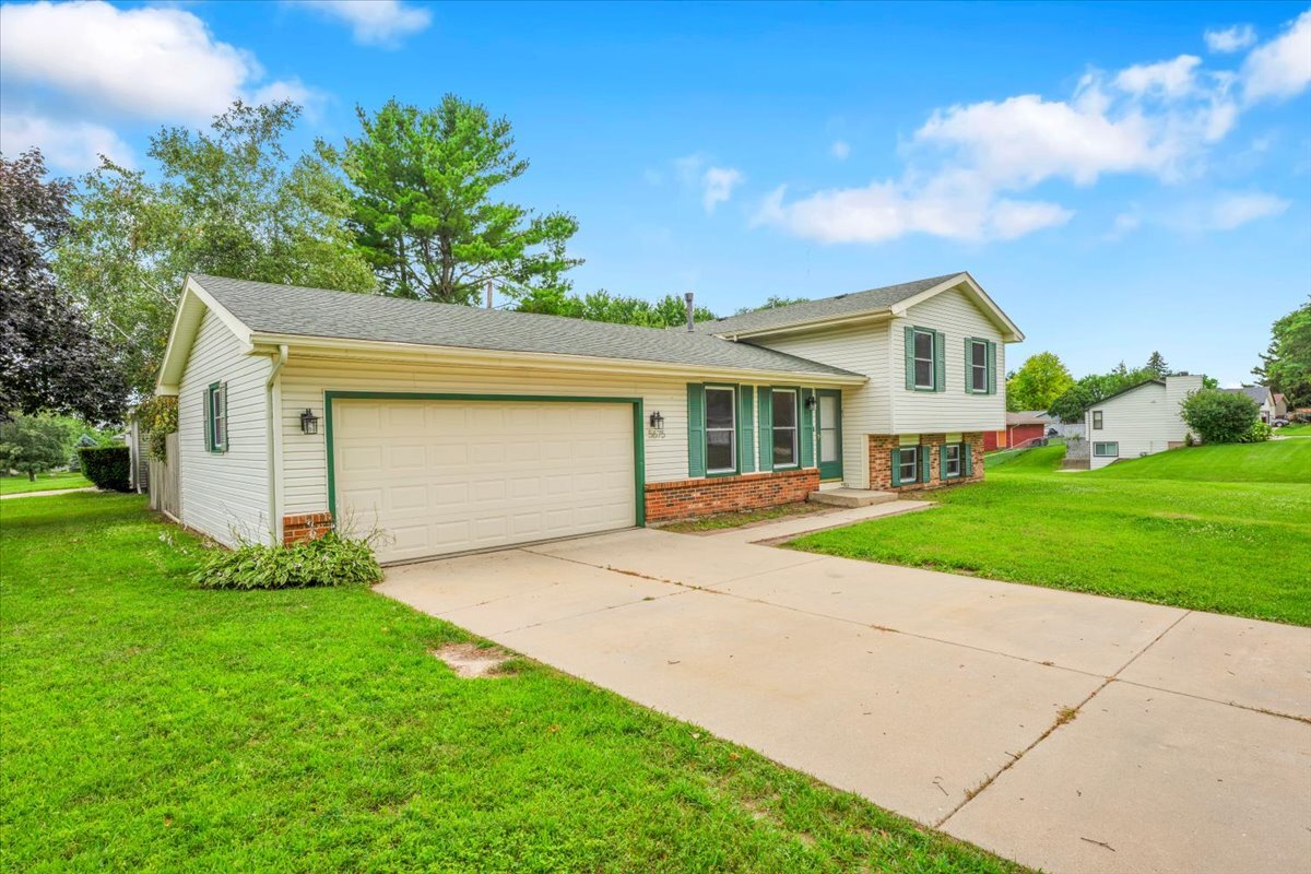 5675 Mayapple Drive