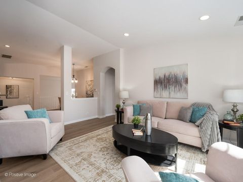 Tiny photo for 31 E Orchard Lane #31, Palatine, IL 60067 (MLS # 12597318)