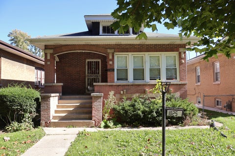 Tiny photo for 1025 Orchard Avenue, Maywood, IL 60153 (MLS # 12788299)