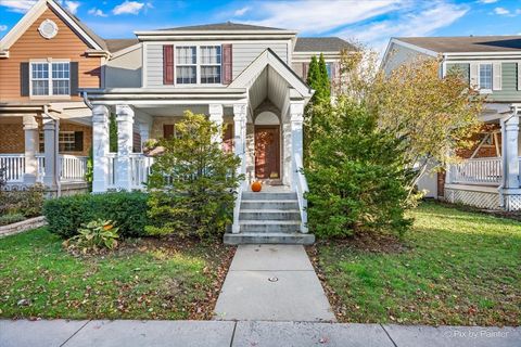 Photo of 279 Garden Drive, Elgin, IL 60124 (MLS # 12502266) Photo of 279 Garden Drive, Elgin, IL 60124 (MLS # 12502266)