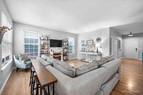 Tiny photo for 279 Garden Drive, Elgin, IL 60124 (MLS # 12502266)